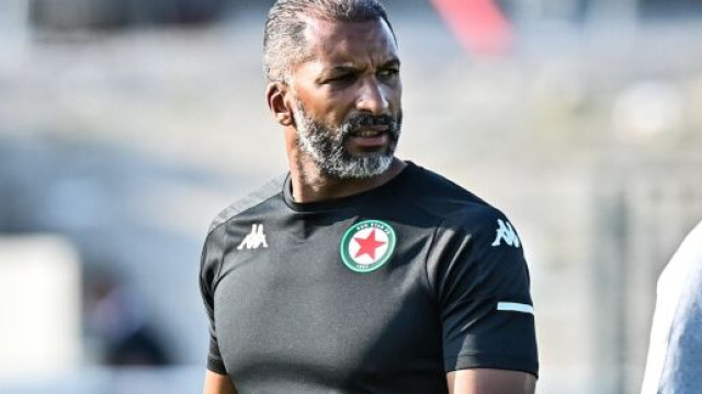 Habib Beye inquiet pour le PSG après sa défaite contre Lorient. (screenshot Twitter - @ActuFoot_)