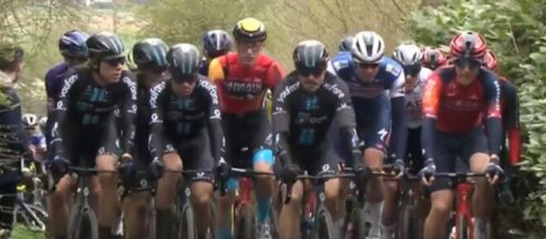 Ciclismo, il Team DSM sul muro del Kortekeer