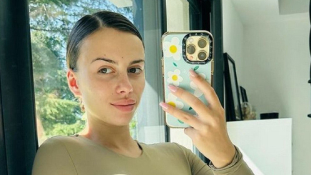 Giuseppa maman : elle pose en sous-vêtements trois jours seulement après son accouchement. (@Instagram giuseppacrl)