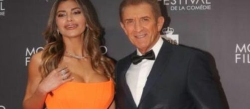 Ezio Greggio e Romina si sono lasciati: 'Progetti di vita diversi'.