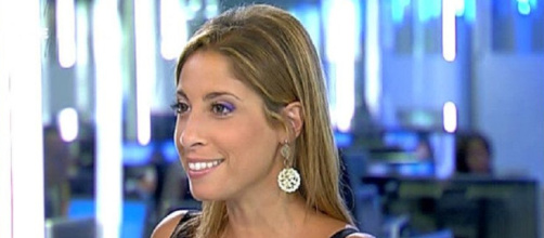 Un célèbre politicien aurait draguer Léa Salamé lorsqu'elle était encore jeune (Screenshoot Facebook Léa Salamé Page)