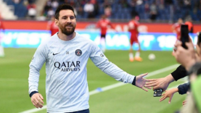 Lionel Messi quitterait le PSG, et pourrait rebondir au FC Barcelone (Screenshoot Twitter @WeAreMessi)