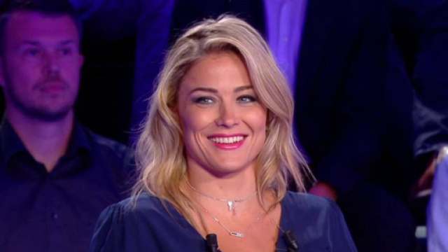 Laure Boulleau sur Canal + (capture Twitter @CelebsAnim)