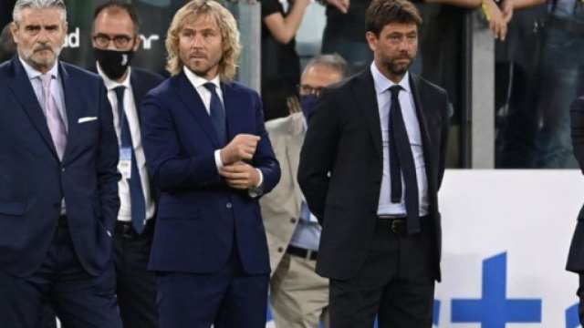 Nella foto l'ex dirigenza della Juve.