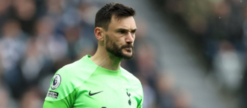 Le profil d'Hugo Lloris plait énormément à l'Al-Hilal, qui désire également recruter Lionel Messi (Screenshoot Twitter @FabrizioRomano)