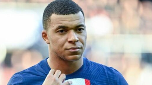 Mbappé et le PSG dans une passe difficile depuis 2023. (screenshot Twitter - @ghali_rm15)