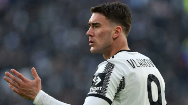 Chelsea FC aurait propos&eacute; 80 millions d'euros pour s'attacher les services de Dusan Vlahovic (Screenshoot Twitter @ClubSvezia)