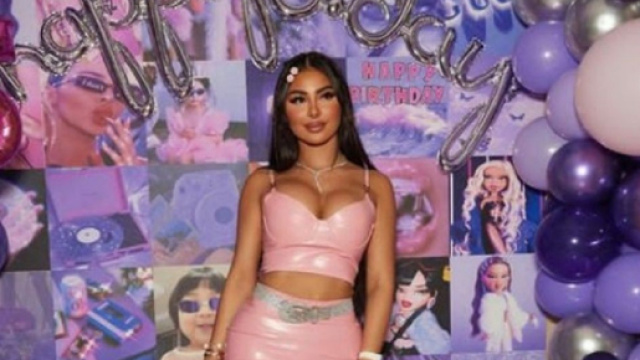 Maeva Ghennam a fêté son anniversaire (Screenshoot Twitter @Telerealoff)