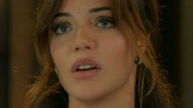 Terra amara,puntate turche: Zuleyha prende il posto di Hunkar dopo aver lasciato Yilmaz.