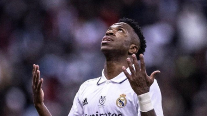 Vinicius Jr. fait la une de l'actualité (Screenshoot Twitter @FranceRMCF)