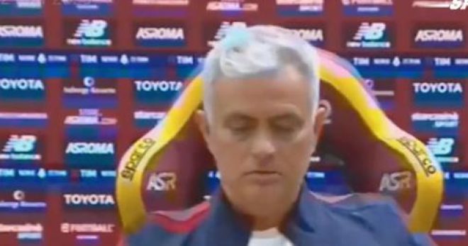 Mourinho puts the journalist in a press conference about Dybala (video)