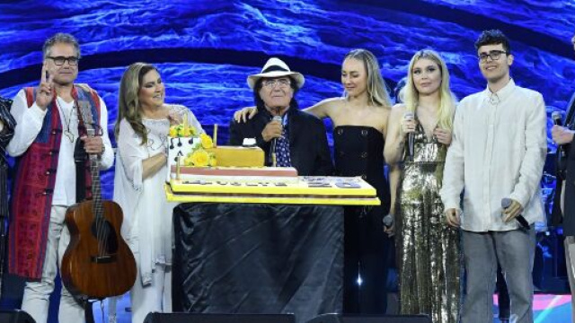 Al Bano stuzzica Romina Power: 'Sei andata 16 anni in America', lei: 'Tanto solo non eri'.