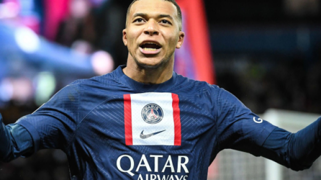 Kylian Mbappé fait actuellement beaucoup parler de lui (screenshot @Twitter - le10sport)