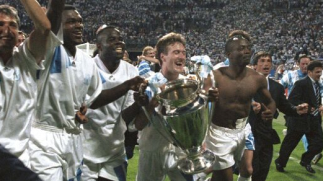 L'OM vainqueur de la Ligue des champions en 1993 face à l'AC Milan. (screenshot Twitter - @DjibrilCisse)