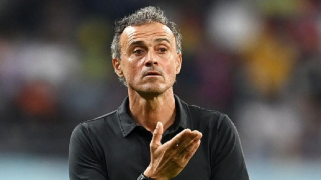Luis Enrique, convoité par le PSG, pourrait convaincre Neymar et Messi de rester à Paris (Screenshoot Twitter @bet_diamond_bet)