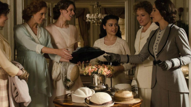 Sei Sorelle, anticipazioni dal 29/05 al 2/06: Francisca continua a cantare all'Ambigù.