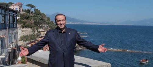 5 tweet più belli sulla vittoria dello scudetto del Napoli: c'è anche quello di Berlusconi