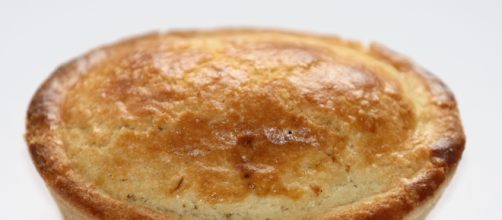 File:Pasticciotto.jpg - Wikimedia Commons - wikimedia.org