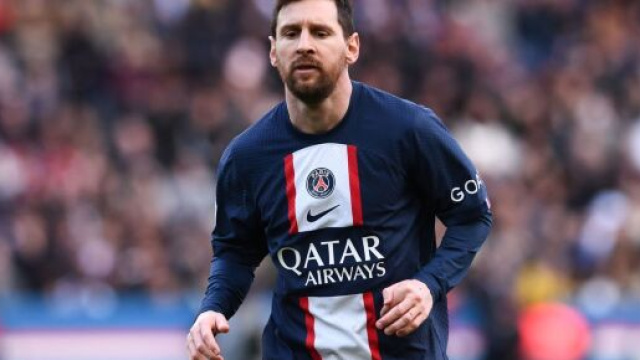 Leo Messi ne devrait plus porter le maillot du PSG. (screenshot Twitter - @ActuFoot_)