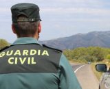 Los dos liberados eran trasladados en contra de su voluntad de Málaga a Madrid (Twitter/guardiacivil)