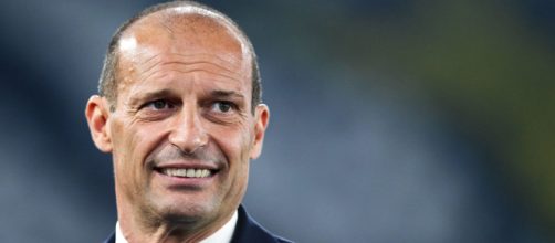 Juventus,Allegri risponde a De Laurentiis: 'Non accetta mai consigli, si goda lo scudetto'.