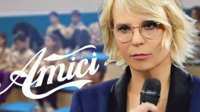 Amici 22, rimandate ancora le riprese dell'ottavo serale: nuova data sabato 6 maggio.