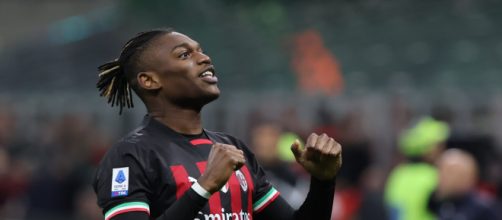 Infortunio muscolare per Rafael Leao: Milan in ansia per l'Euroderby.