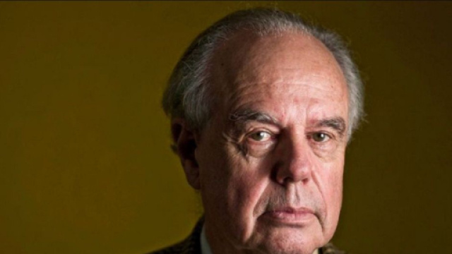 Frédéric Mitterand se livre sur son homosexualité (Screenshoot Twitter @NMalaboeuf)