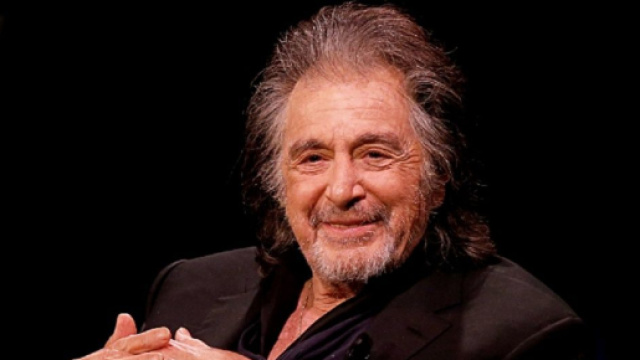Al Pacino attend son 4e enfant (Screenshoot Twitter @RFMFrance)