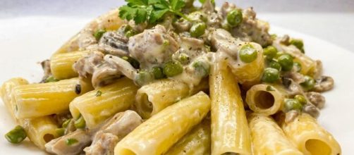 Pasta alla boscaiola: un primo piatto dal sapore inconfondibile.