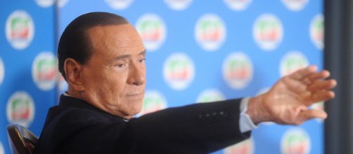 Silvio Berlusconi ha fallecido este lunes (Niccolò Caranti/Wikimedia Commons)