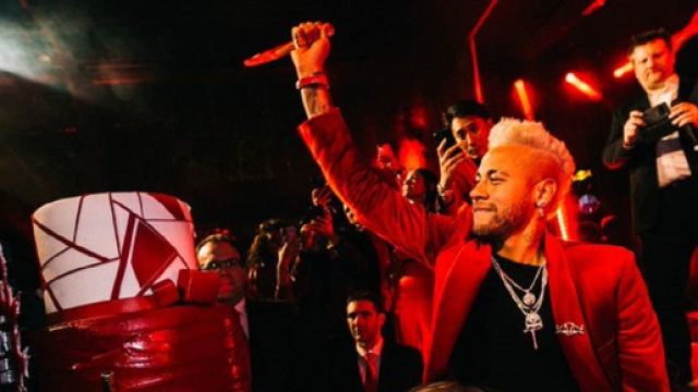 Neymar au PSG (capture Twitter @RMCsport)