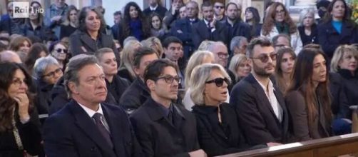 Maria De Filippi possibile assente ai funerali di Berlusconi.