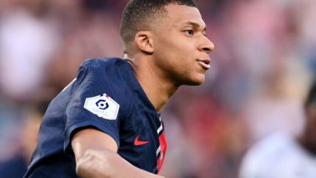 Mbapp&eacute; sur le d&eacute;part du PSG d&egrave;s cet &eacute;t&eacute;. (screenshot Twitter - @_BeFootball)