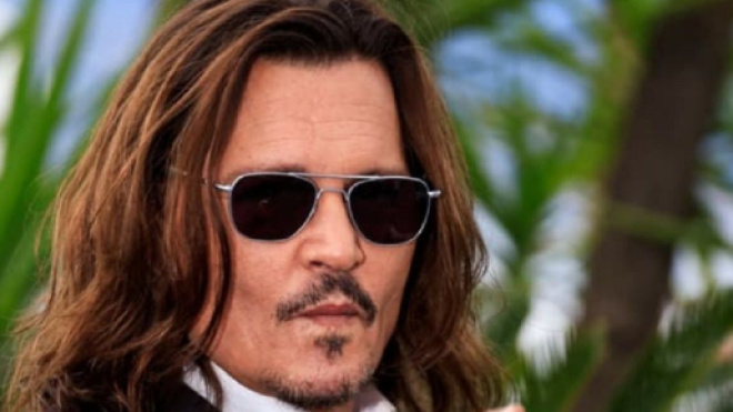 Johnny Depp a aidé plusieurs associations (Screenshoot Twitter @BFMTV_People)