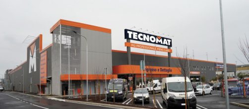 Tecnomat cerca addetti vendita, alla logistica e cassieri: cv online