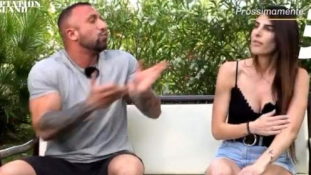 Temptation Island, Daniele ha scritto al programma: 'Mi sta pressando per avere un figlio'.