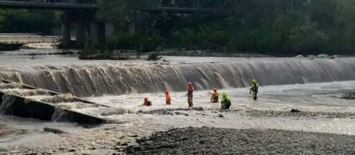 Modena, ragazzo scomparso nel fiume Secchia mentre girava in video.