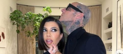 Kourtney Kardashian sorprendió a Travis Barker con la noticia de su embarazo (Instagram/koutneykardash)