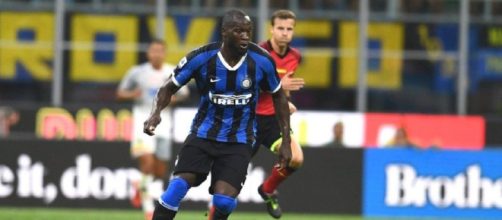 Lukaku vorrebbe parlare col Chelsea per ribadire la sua intenzione di restare all'Inter.