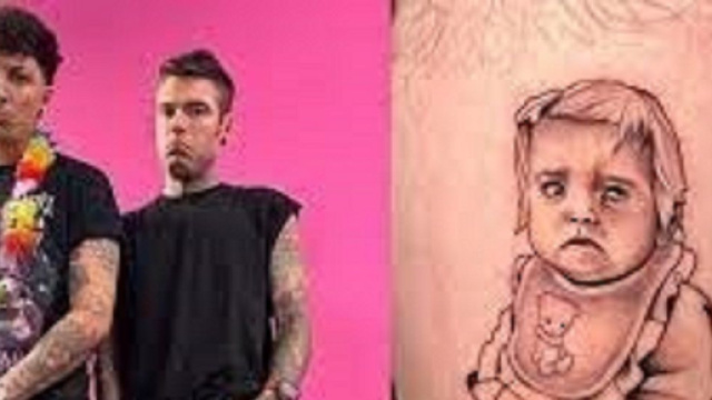 Fedez, critiche per il nuovo tatuaggio dedicato alla figlia Vittoria.