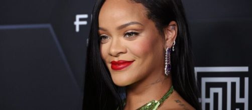 Rihanna nuova testimonial collezione uomo Louis Vuitton.