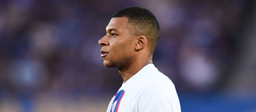 Opération Mbappé: le départ du buteur se prépare à 'feu doux'. Screenshot Twitter@ActuFoot_
