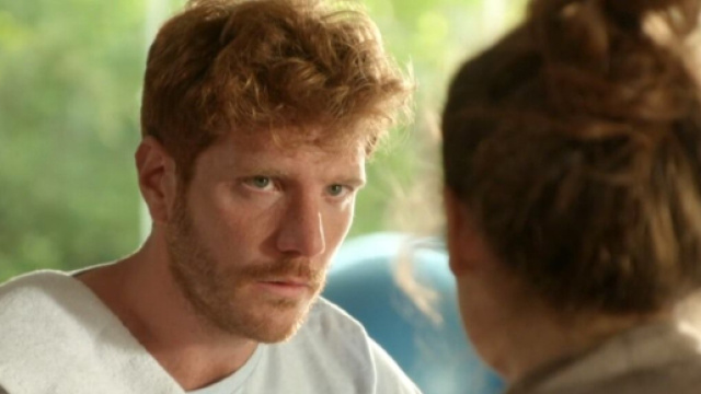 Un altro domani: Leo prende una drastica decisione.