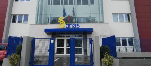 Anas cerca un segretario tecnico diplomato, contratto a tempo indeterminato.