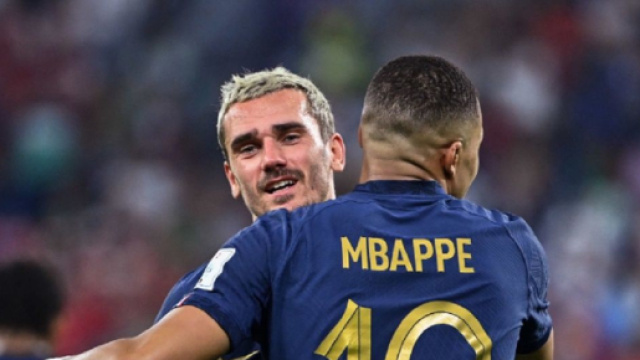 Antoine Griezmann et Kylian Mbappé (Screenshoot Twitter @ActuFoot_)
