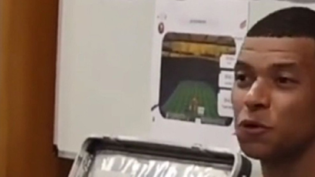 Kylian Mbappé contre la Grèce (capture TikTok @equipedefrancefootball)