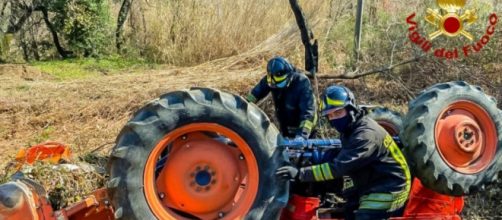 Calabria, minorenne perde la vita sotto un trattore.