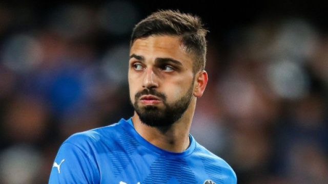 Inter, piacerebbe il portiere Mamardashvili del Valencia in caso di addio di Onana