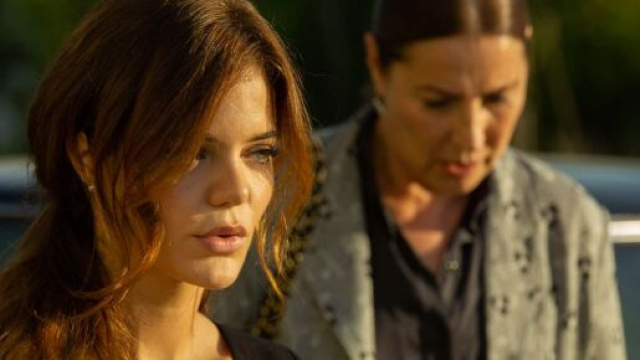 Terra Amara, trame 26-27 giugno: Altun scarcerata, Behice tenta di manipolare la nipote.